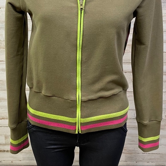 Nuvula Sweatshirt Illustrated Graphic Womens Size M Olive Green Artsy Full Zip - Picture 6 of 16